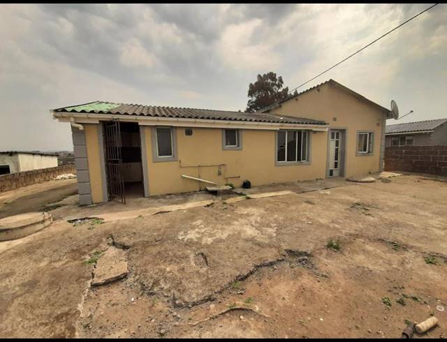 2 BEDROOM PROPERTY TO RENT IN UMLAZI K